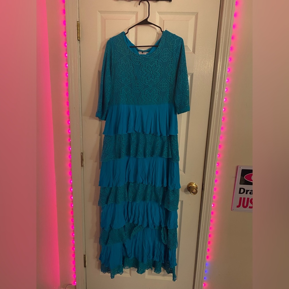 Dainty jewels blue ruffled lace dress